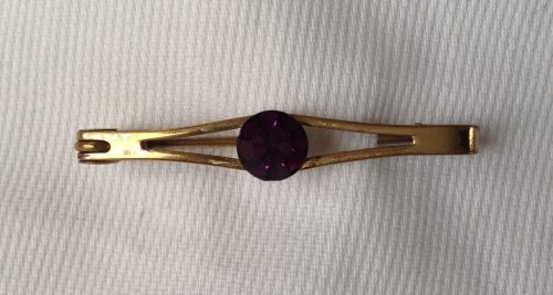 Vintage goldtone with purple paste stone stock pin