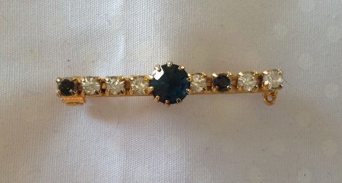 Vintage goldtone with sapphire paste and diamante stock pin