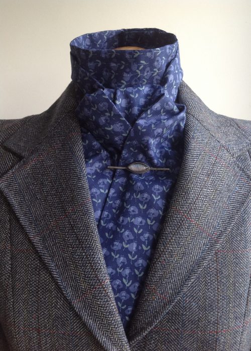 Shaped to tie 100% cotton stock and scrunchie - Sevenberry blue - Image 4