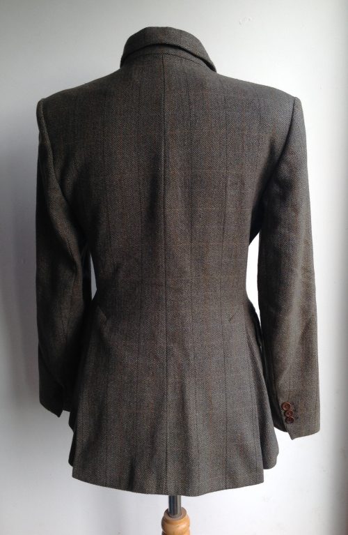 Barbour olive tweed hacking jacket size 12 - Image 3