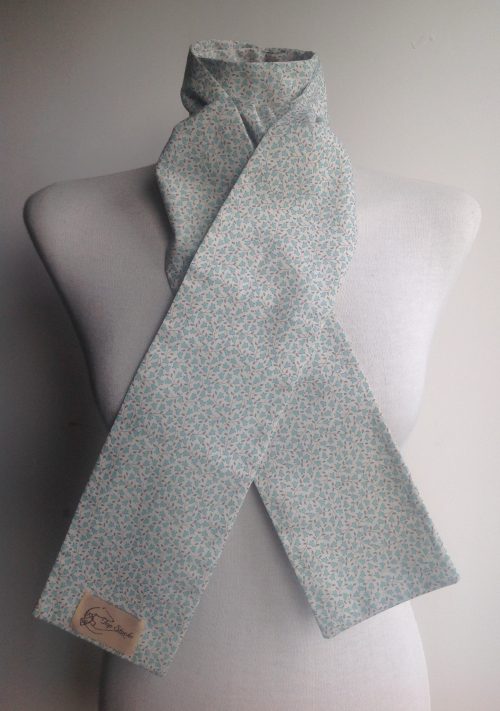 Shaped to tie 100% cotton stock and scrunchie - aqua Tulips - Image 6