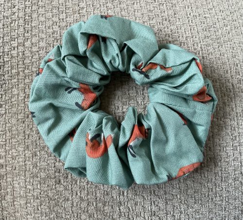 Shaped to tie 100% cotton riding stock and scrunchie - Fox on aqua green - Image 6
